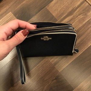 COACH Corner Double Zip Wristlet
